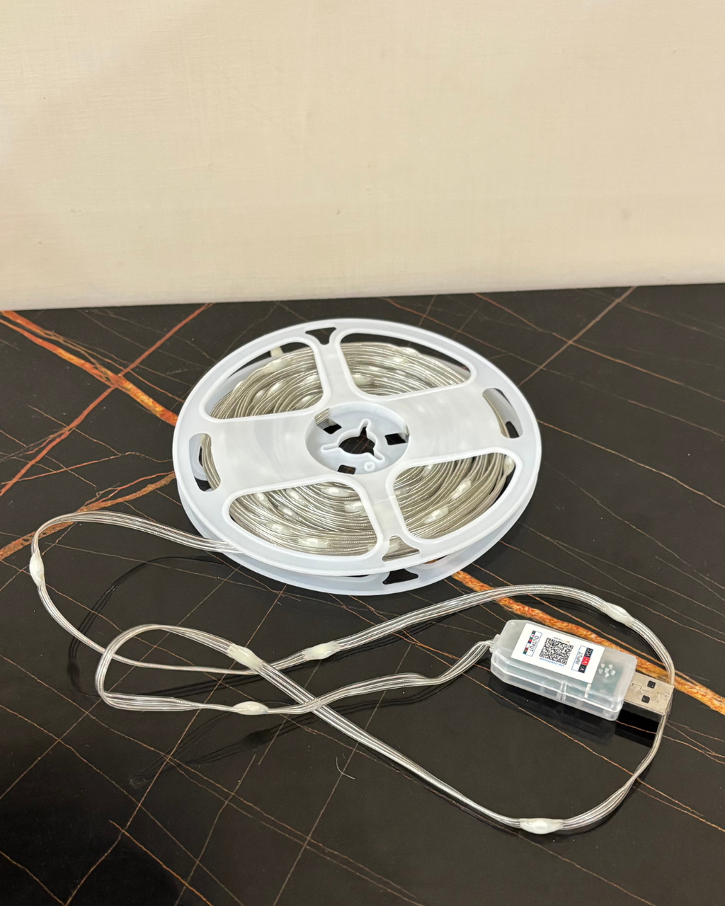 KiloWatt Lab Smart App Controlled RGB Pixel Light – USB Powered (10 METERS)