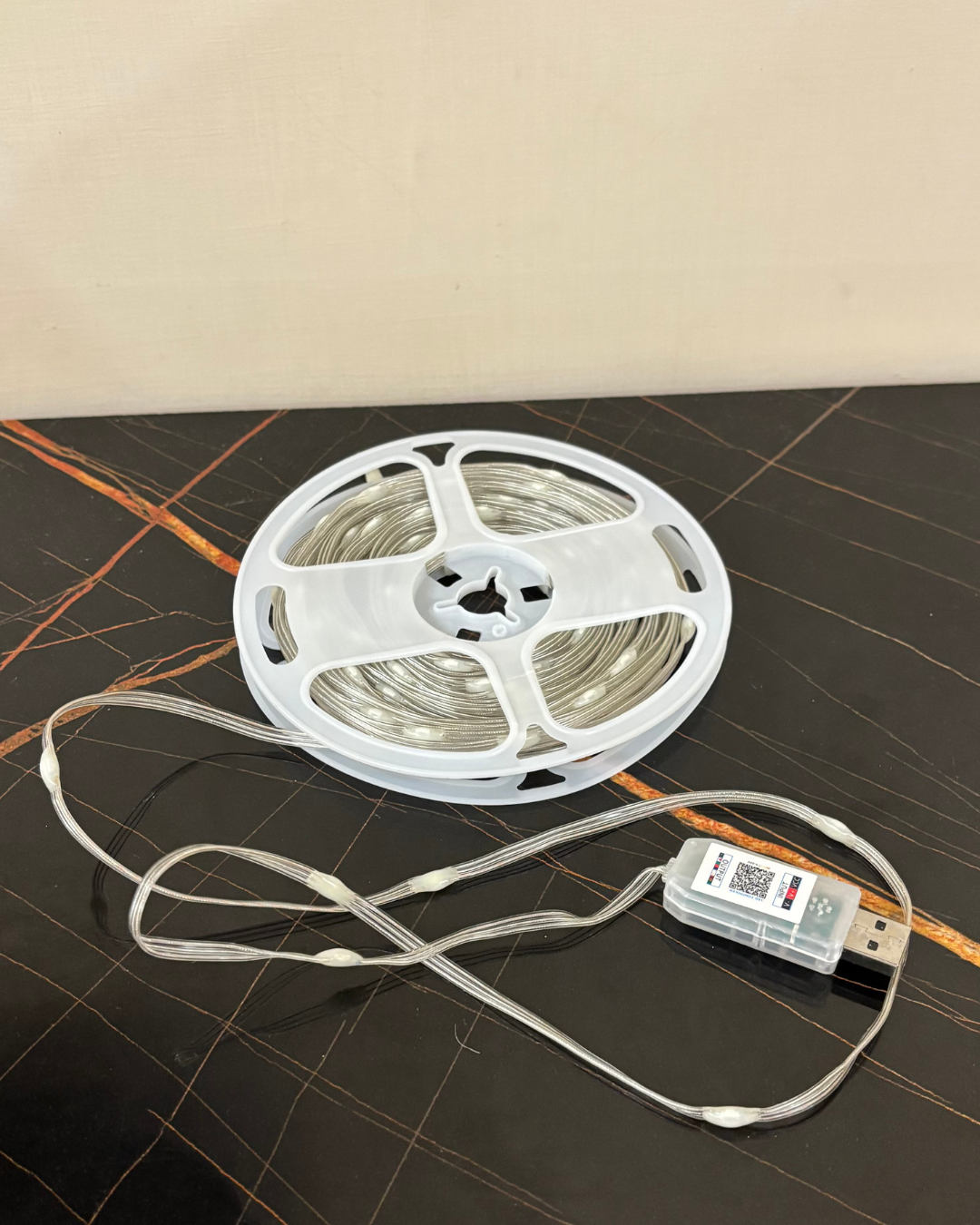 KiloWatt Lab Smart App Controlled RGB Pixel Light – USB Powered (10 METERS)