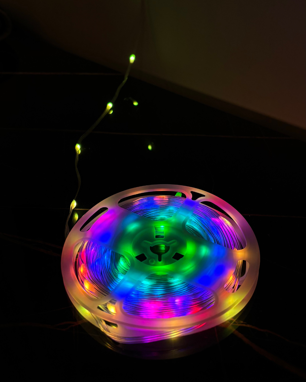 KiloWatt Lab Smart App Controlled RGB Pixel Light – USB Powered (10 METERS)